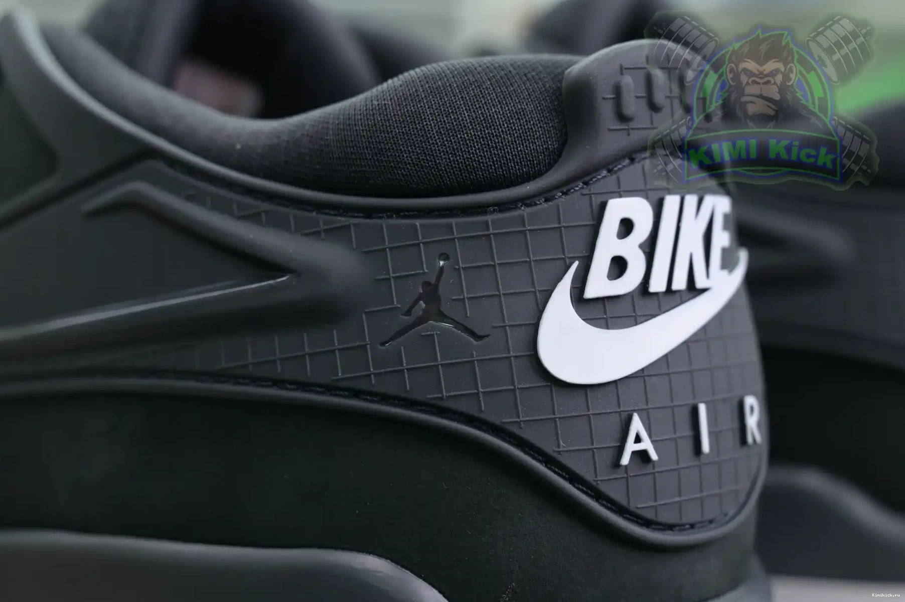 Sylvester Jordan Kimikick RM x Air SP 4 “Anthracite” Jordan Nigel 0509
